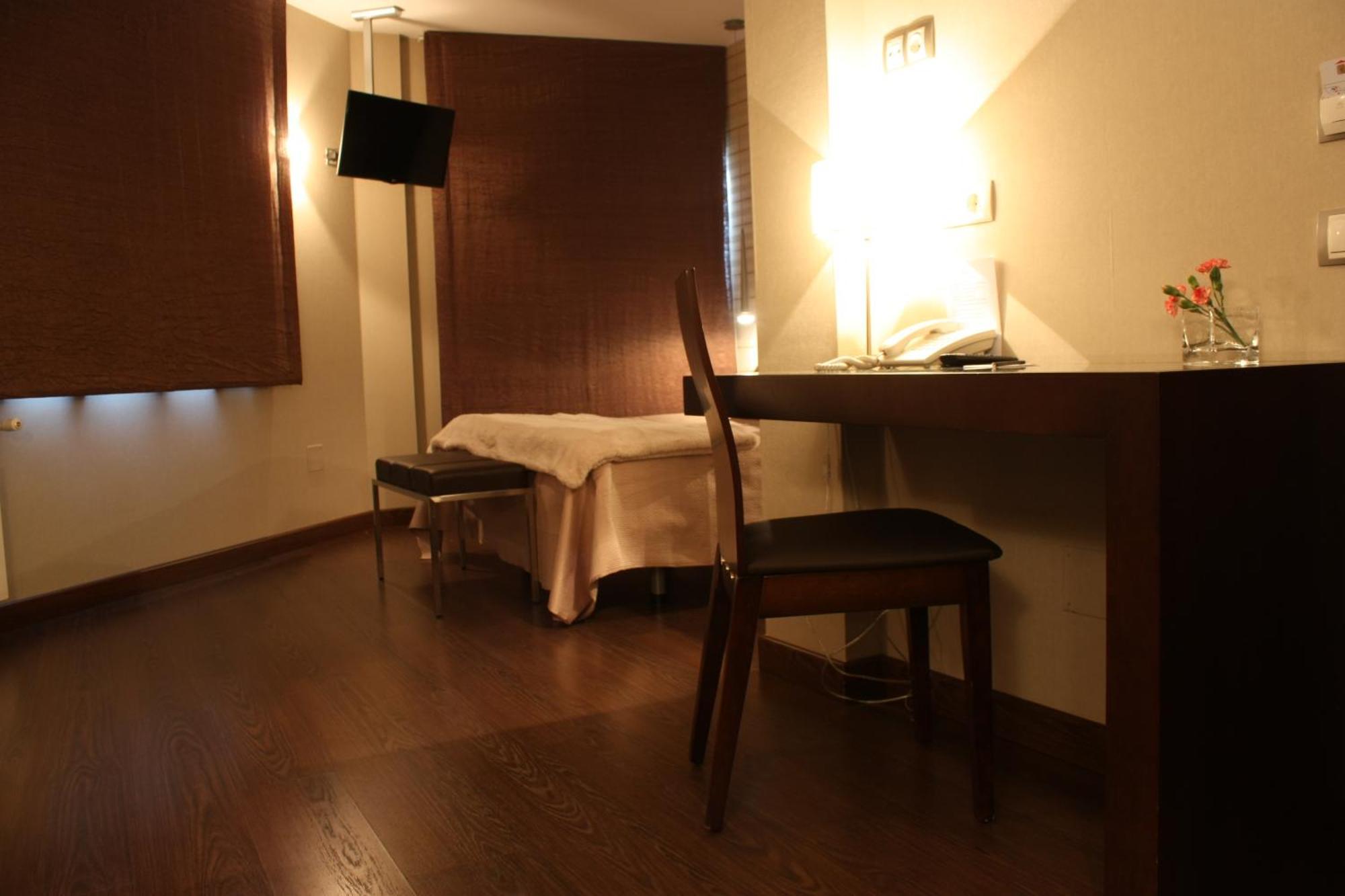 Hotel Pontes Do Eume Puentes de Garcia Rodriguez ห้อง รูปภาพ