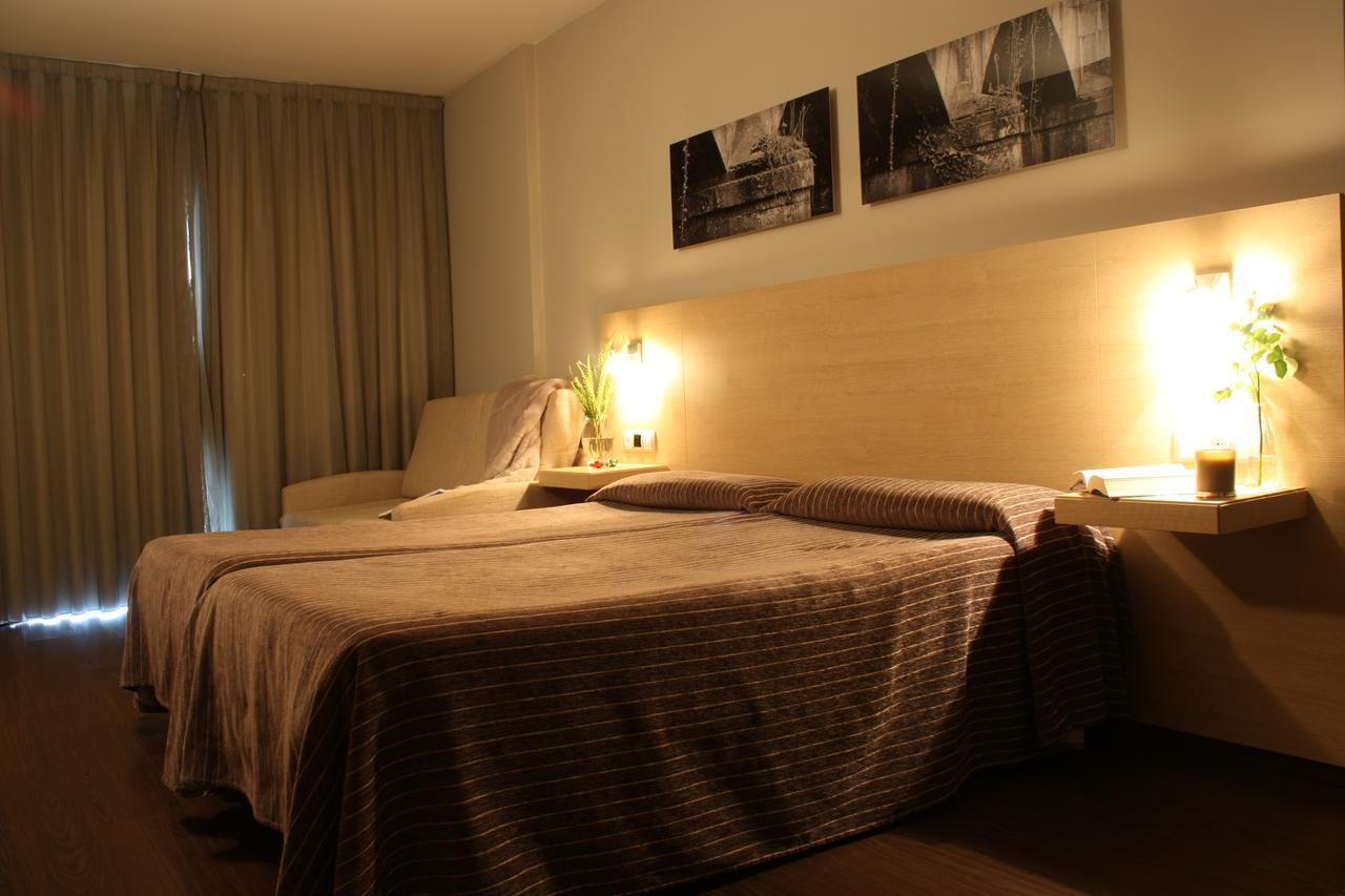 Hotel Pontes Do Eume Puentes de Garcia Rodriguez ภายนอก รูปภาพ