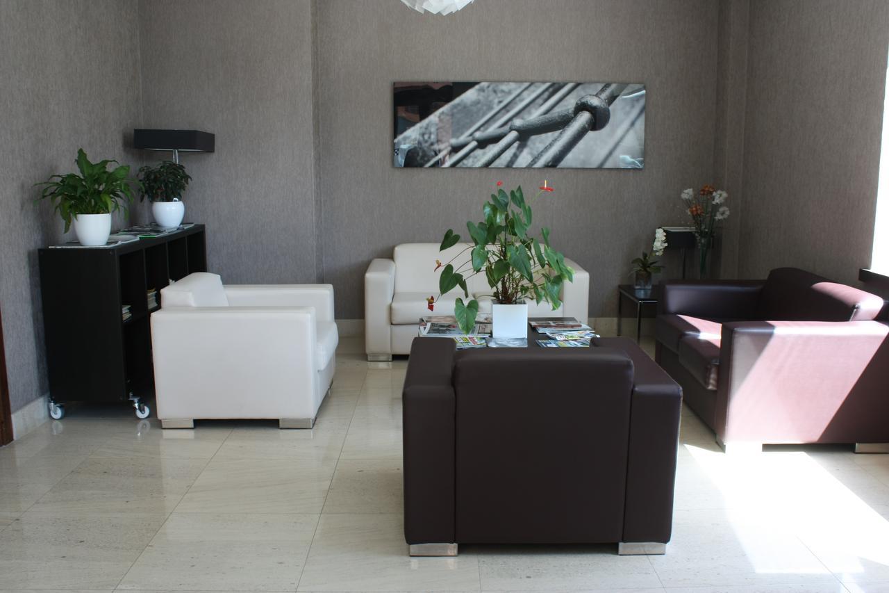 Hotel Pontes Do Eume Puentes de Garcia Rodriguez ภายนอก รูปภาพ